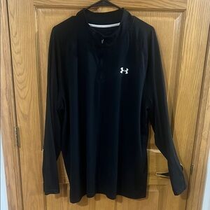 Under Armour Men's Black Long Sleeve Shirt